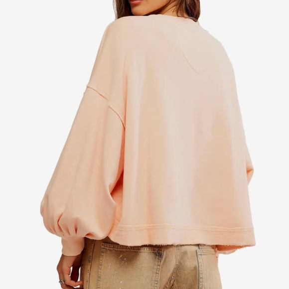 Free People Trish Sweatshirt in Summer Peach Sz M NWT $98R - Picture 3 of 4